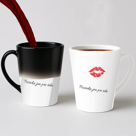 Hrnek s otiskem vašich rtů - Latte Hrnek (300ml), Magický (měnící barvu)